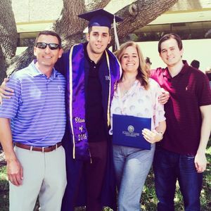 Meet your Posher, Kris